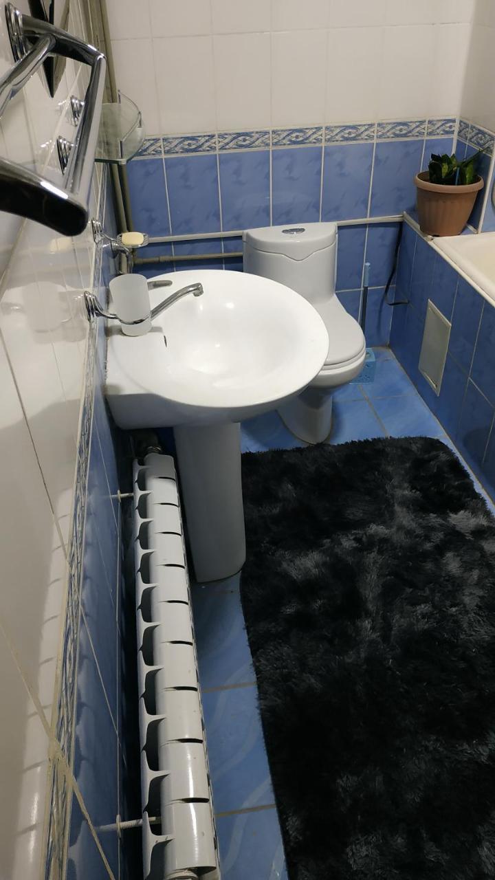 Kgb Home Hostel Бишкек Экстерьер фото